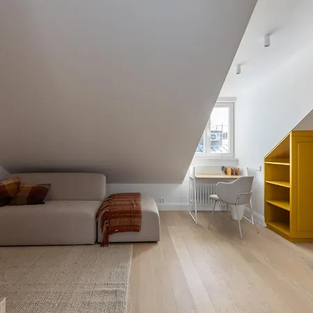 Tasteful 1bd Centre Apartme Daire Riga